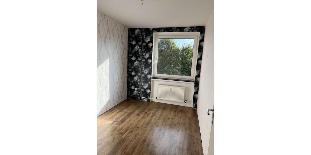 Etagenwohnung Emden - 3 Zimmer, 61 m&sup2;, 400&euro; | Angebot:25079787
