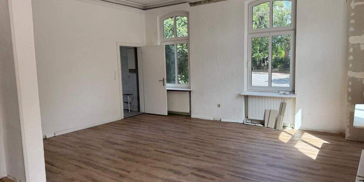 Mehrfamilienhaus, Wohnhaus Moormerland / Oldersum Oldersum - 7 Zimmer, 185 m&sup2;, 197.000&euro; | Angebot:25745396