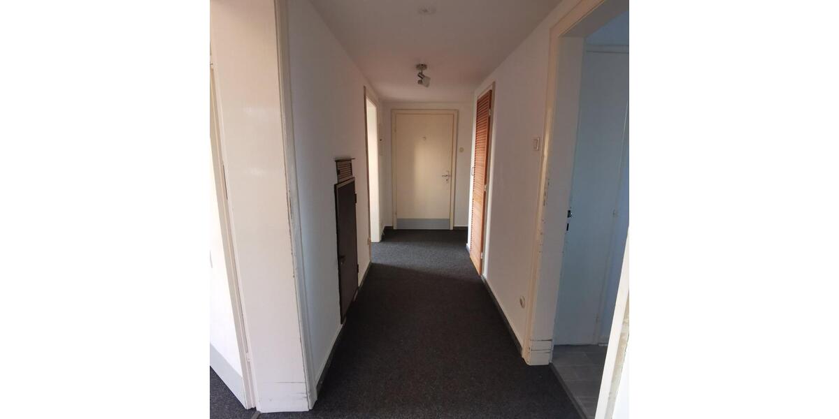 Etagenwohnung Aurich - 3 Zimmer, 74 m&sup2;, 680&euro; | Angebot:25127677