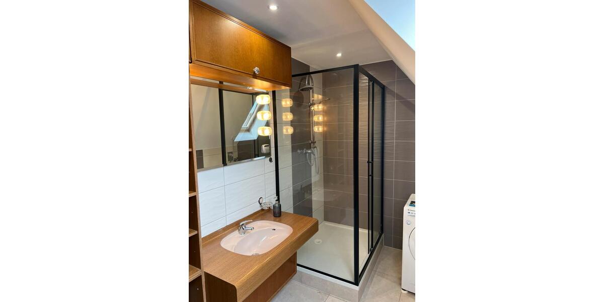 Dachgeschoßwohnung Emden Tholenswehr - 2 Zimmer, 55 m&sup2;, 550&euro; | Angebot:25962460