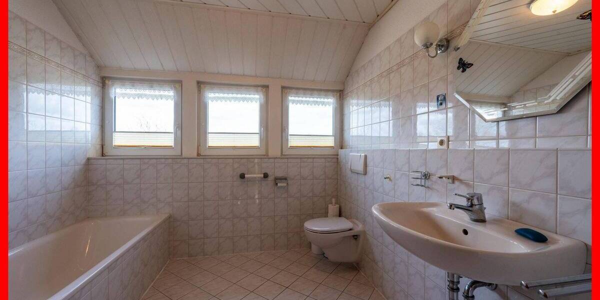 Mehrfamilienhaus, Wohnhaus Emden Früchteburg - 5 Zimmer, 123 m&sup2;, 328.000&euro; | Angebot:26026472