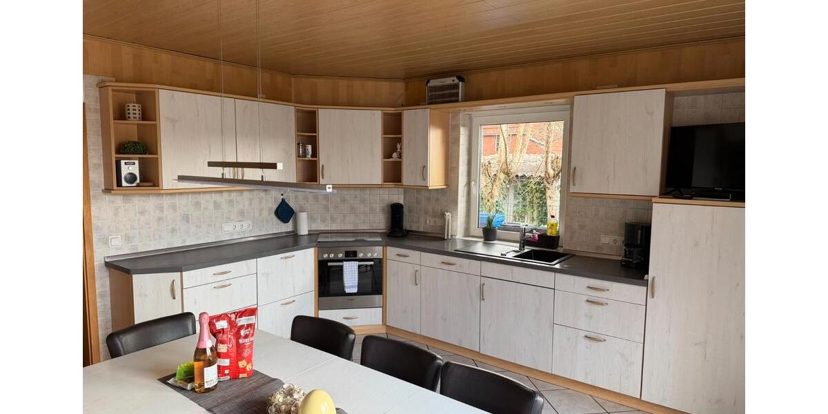 Einfamilienhaus Upgant-Schott Schott - 8 Zimmer, 183 m&sup2;, 450.000&euro; | Angebot:26003766