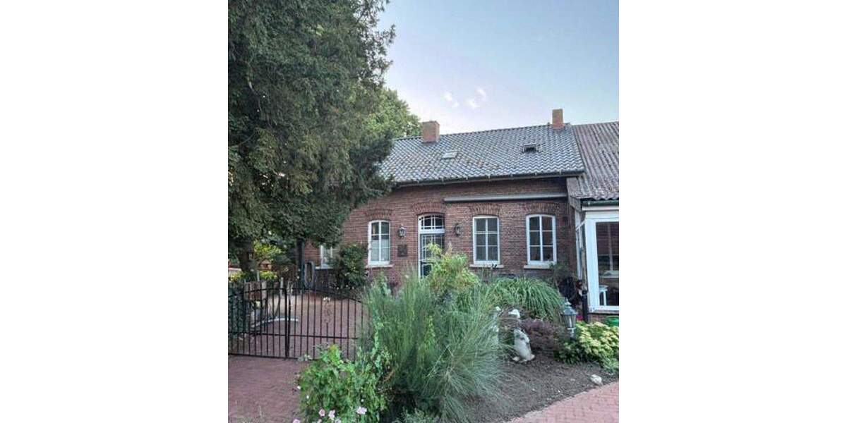 Einfamilienhaus Weener St Georgiwold - 9 Zimmer, 160 m&sup2;, 325.000&euro; | Angebot:25760401