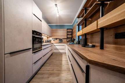 Haus Hage - 3 Zimmer, 120 m&sup2;, 1.490&euro; | Angebot:26884624