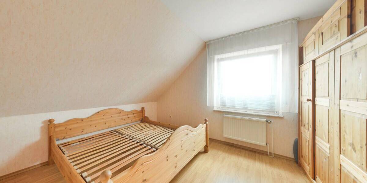 Mehrfamilienhaus, Wohnhaus Leer Loga - 7 Zimmer, 187 m&sup2;, 329.000&euro; | Angebot:26028314