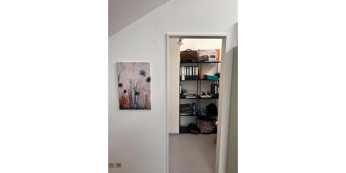 Etagenwohnung Aurich - 2.5 Zimmer, 80 m&sup2;, 1.100&euro; | Angebot:25933191
