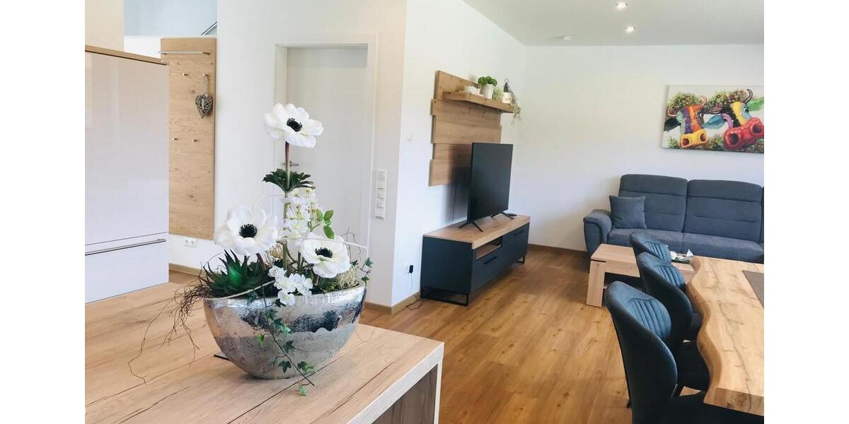 Etagenwohnung Großheide - 3 Zimmer, 120 m&sup2;, 1.600&euro; | Angebot:26357080