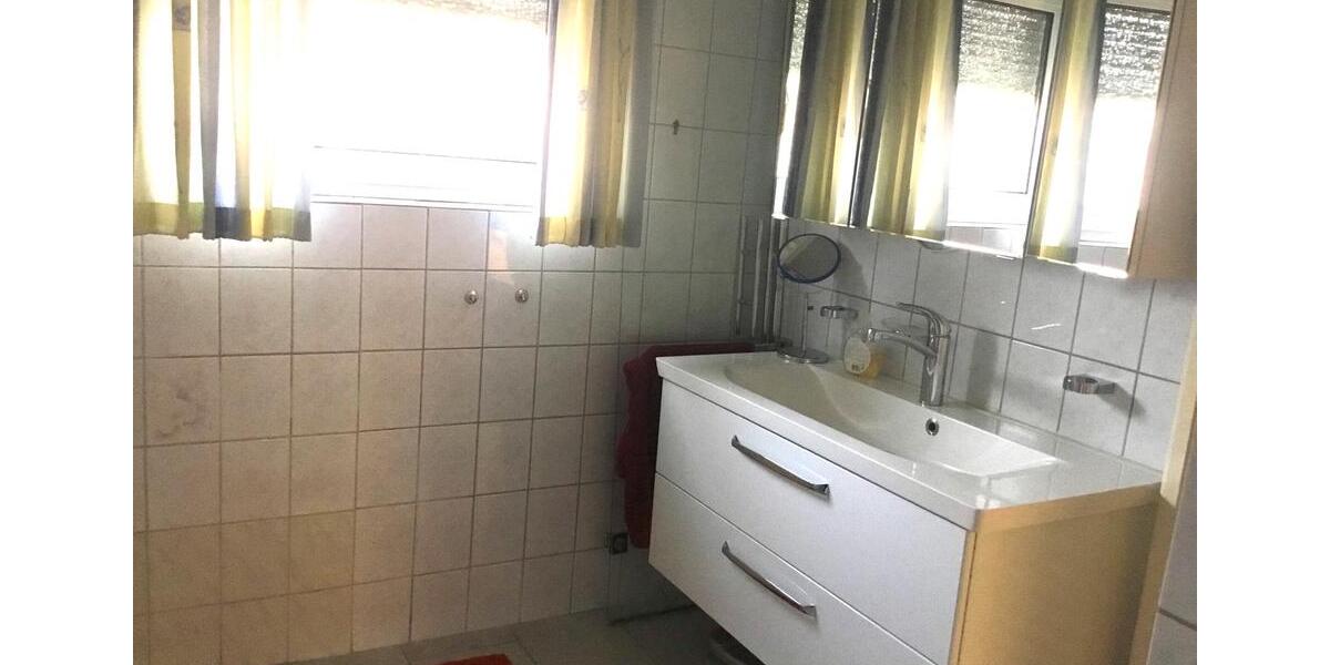 Einfamilienhaus Moormerland - 8 Zimmer, 170 m&sup2;, 325.000&euro; | Angebot:26215216