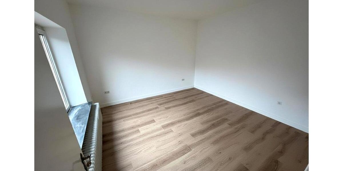 Erdgeschoßwohnung Jemgum - 2 Zimmer, 68 m&sup2;, 495&euro; | Angebot:26675199