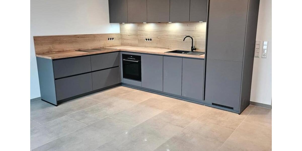 Etagenwohnung Emden - 3 Zimmer, 95 m&sup2;, 1.350&euro; | Angebot:26047027