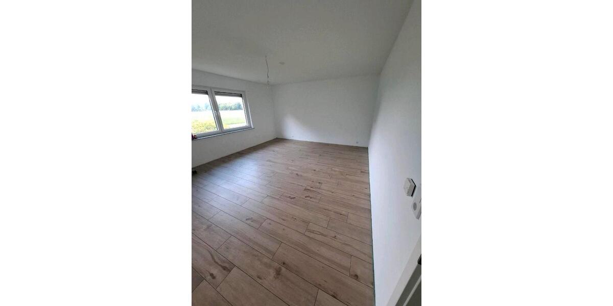 Etagenwohnung Großefehn - 5 Zimmer, 170 m&sup2;, 1.390&euro; | Angebot:26536409