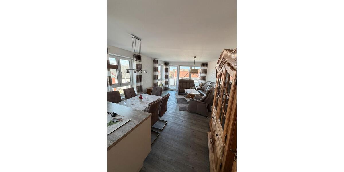 Etagenwohnung Aurich - 2 Zimmer, 74 m&sup2;, 900&euro; | Angebot:26041116