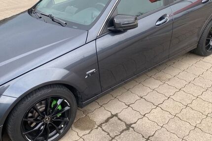 Mercedes-Benz C 180 200.000 km 7.000 &euro; Leer 26789
