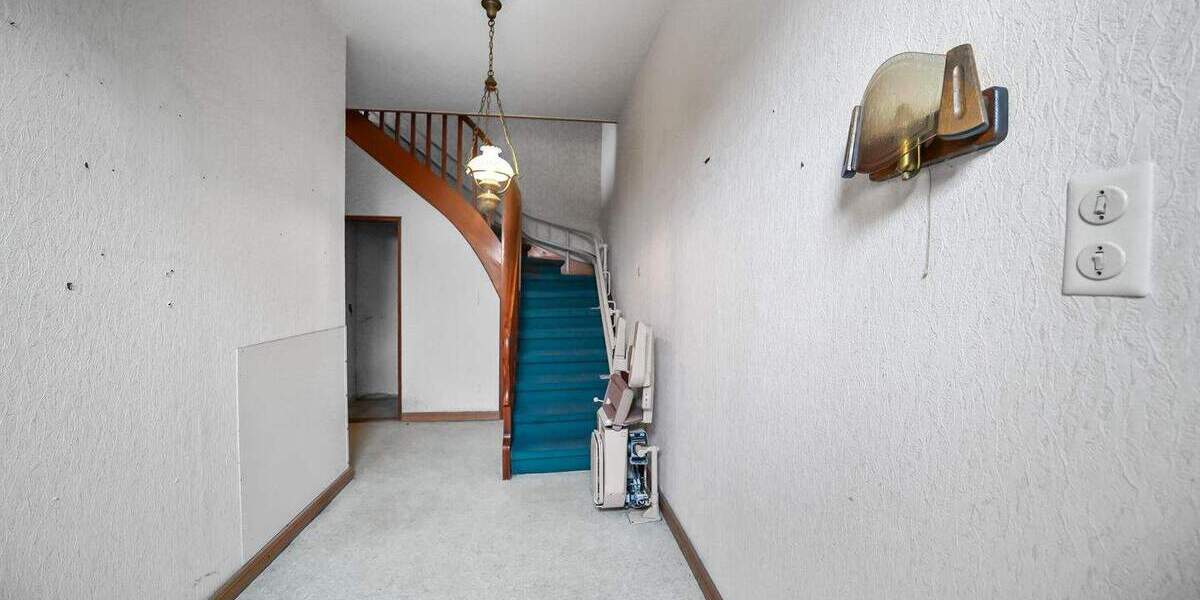 Mehrfamilienhaus, Wohnhaus Krummhörn Pewsum - 7 Zimmer, 192 m&sup2;, 145.000&euro; | Angebot:25743975