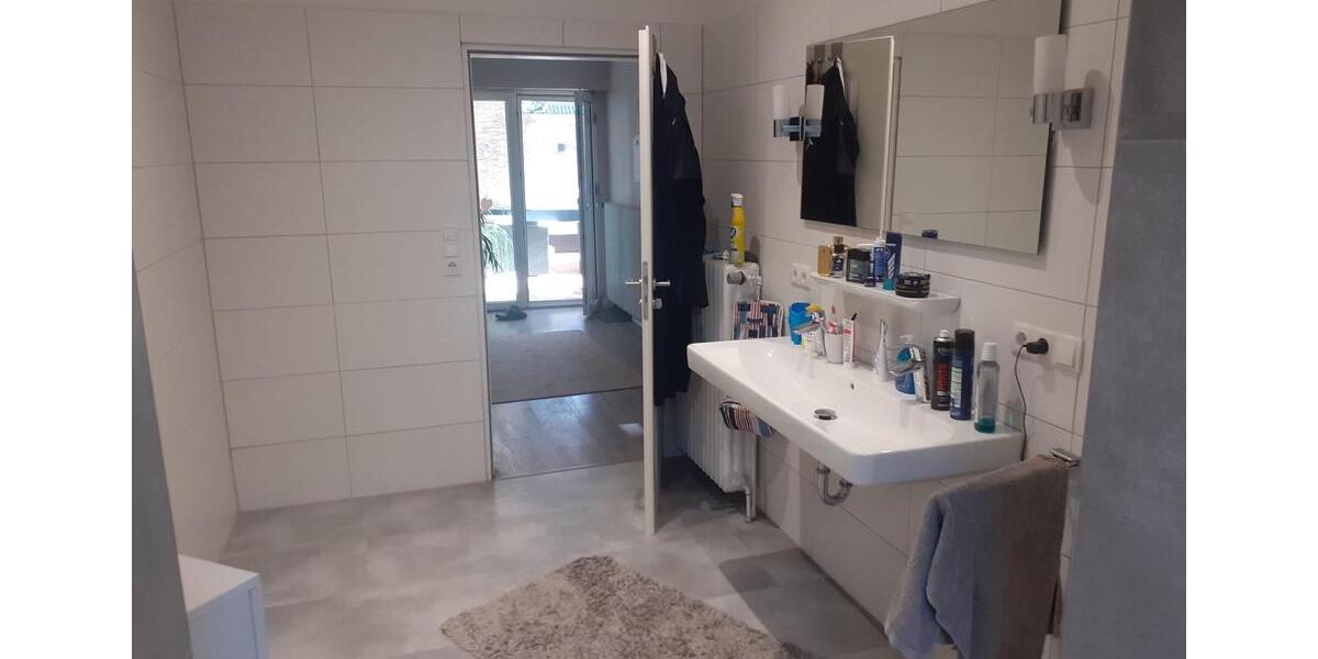 Einfamilienhaus Moormerland - 3 Zimmer, 140 m&sup2;, 1.300&euro; | Angebot:26439602