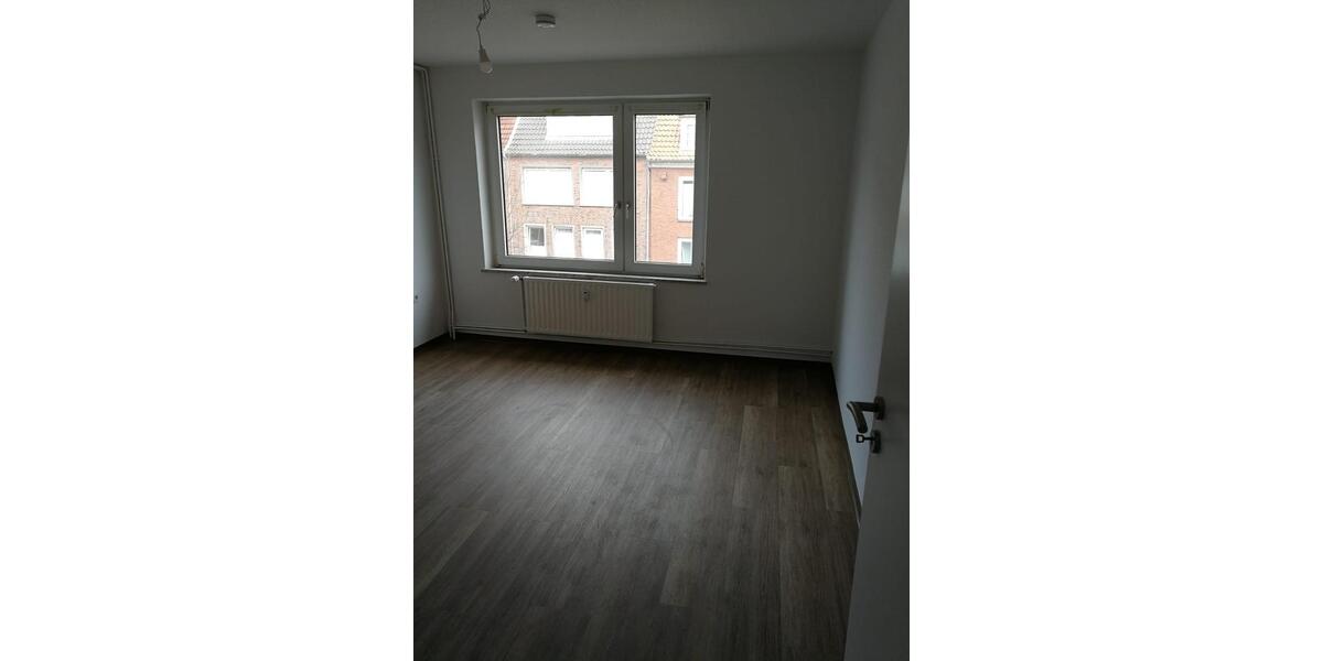 Etagenwohnung Emden - 3 Zimmer, 61 m&sup2;, 580&euro; | Angebot:25753503