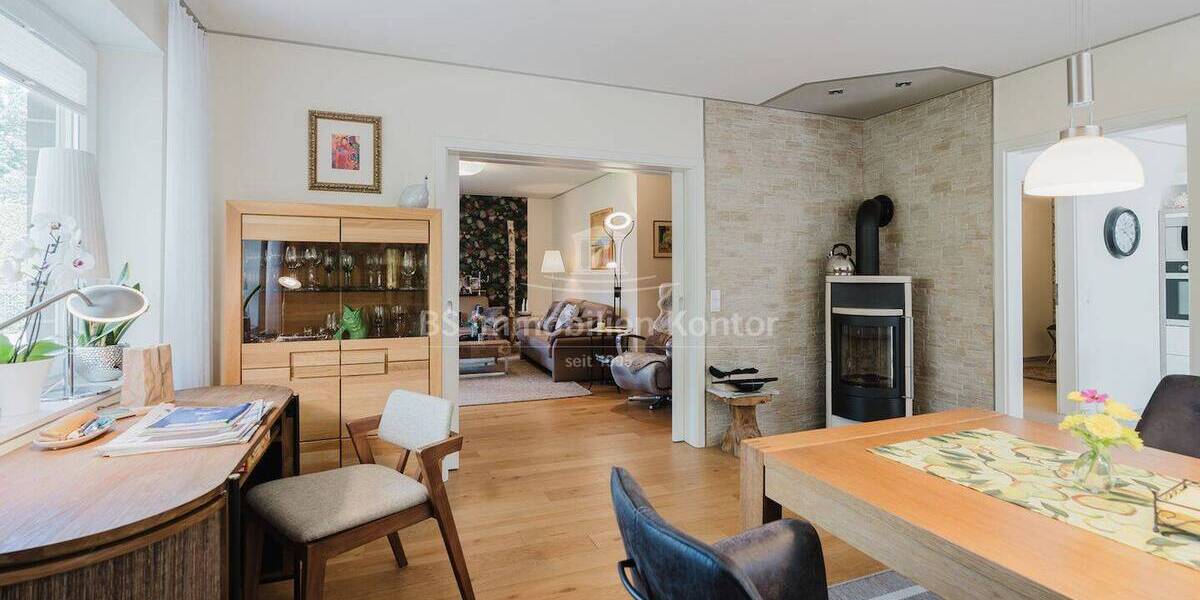 Einfamilienhaus Leer (Ostfriesland) Loga - 6 Zimmer, 171 m&sup2;, 595.000&euro; | Angebot:25693645