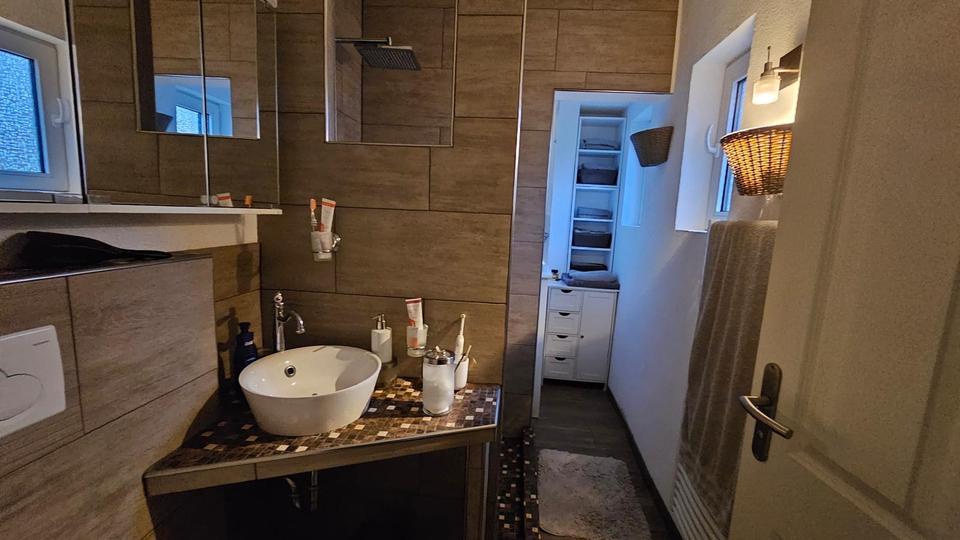 Einfamilienhaus Westoverledingen - 8 Zimmer, 235 m&sup2;, 435.000&euro; | Angebot:26019604