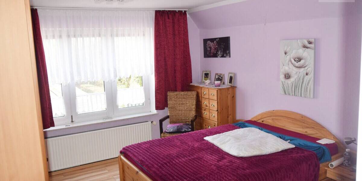 Einfamilienhaus Aurich Innenstadt - 4 Zimmer, 140 m&sup2;, 199.500&euro; | Angebot:26541248