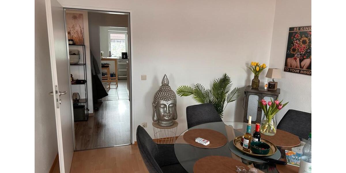 Etagenwohnung Aurich - 2.5 Zimmer, 80 m&sup2;, 1.100&euro; | Angebot:25933191