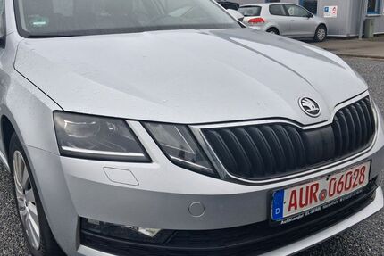 Skoda Octavia 148.000 km 10.450 &euro; Upgant- Schott 26529