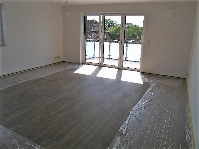 Etagenwohnung Leer (Ostfriesland) - 2 Zimmer, 77 m&sup2;, 800&euro; | Angebot:25988183
