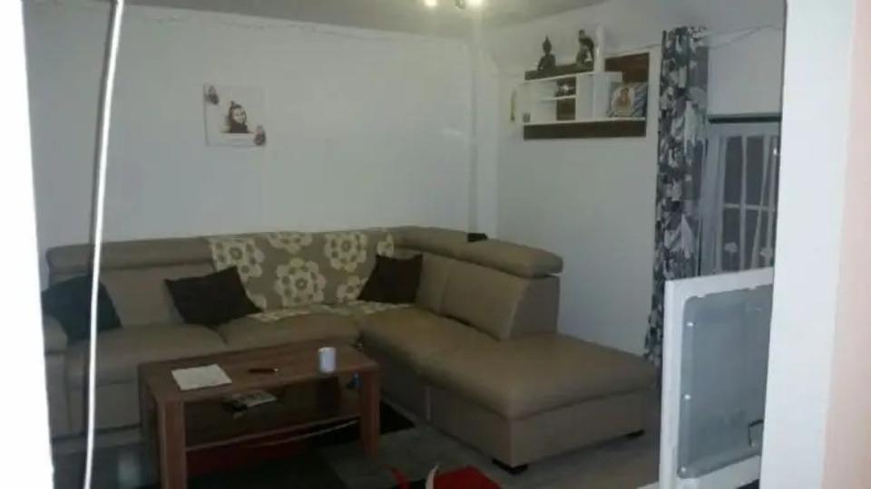 Etagenwohnung Moormerland - 3 Zimmer, 100 m&sup2;, 880&euro; | Angebot:25835581