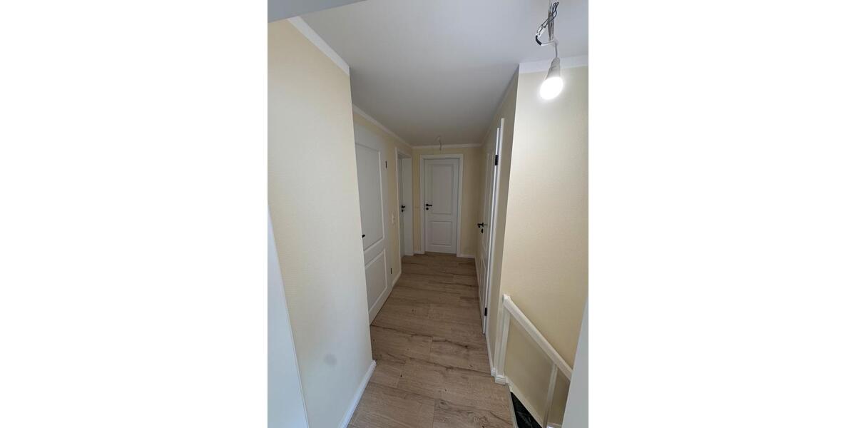 Etagenwohnung Großefehn - 5 Zimmer, 131 m&sup2;, 1.040&euro; | Angebot:26327304