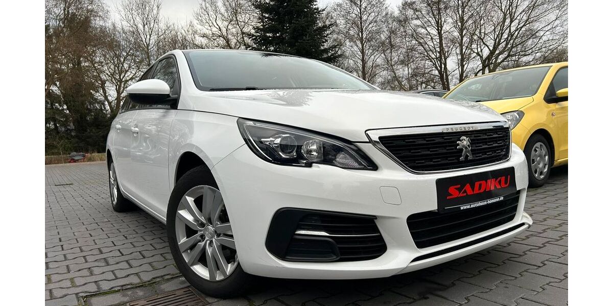 Peugeot 308 121.000 km 8.950 &euro; Westoverledingen 26810