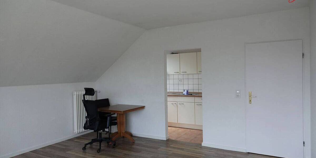 Etagenwohnung Aurich Innenstadt - 2 Zimmer, 53 m&sup2;, 425&euro; | Angebot:26079993