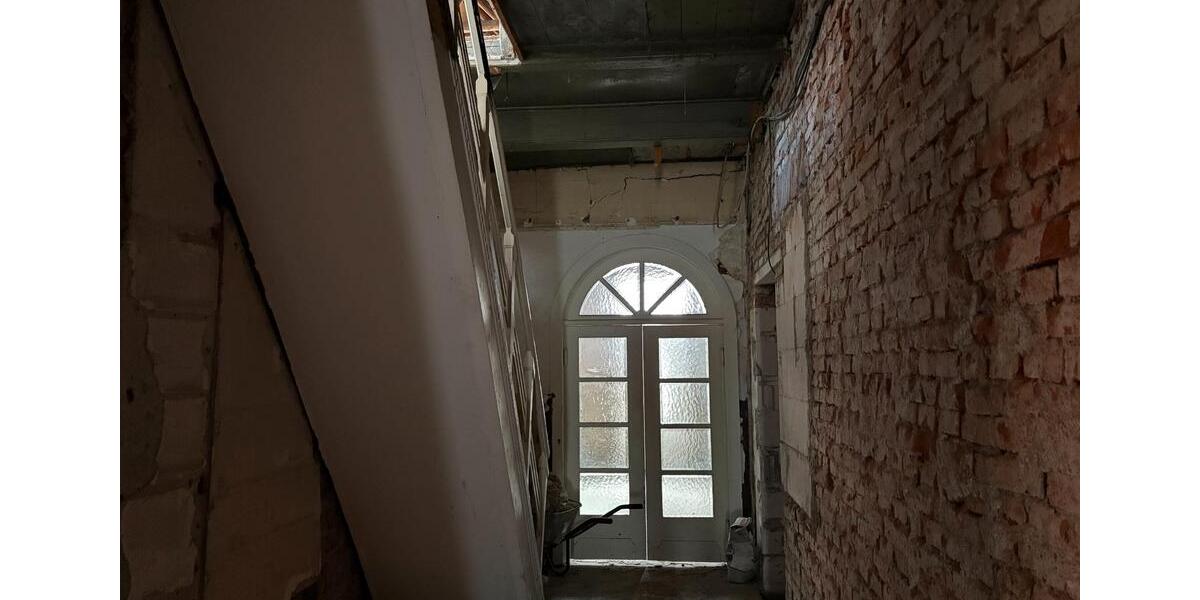 Mehrfamilienhaus, Wohnhaus Hage - 10 Zimmer, 550 m&sup2;, 950&euro; | Angebot:26665680