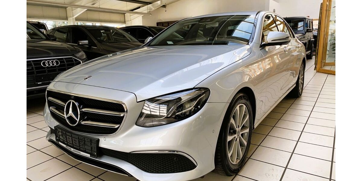 Mercedes-Benz E 200 68.440 km 28.500 &euro; Großefehn 26629