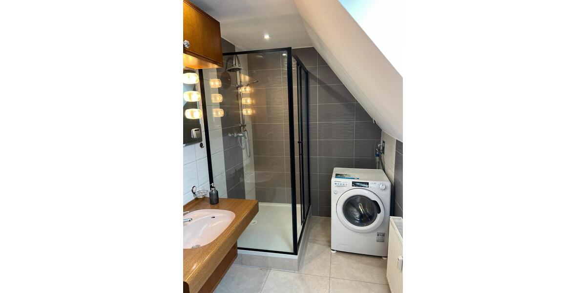 Dachgeschoßwohnung Emden Tholenswehr - 2 Zimmer, 55 m&sup2;, 550&euro; | Angebot:25962460