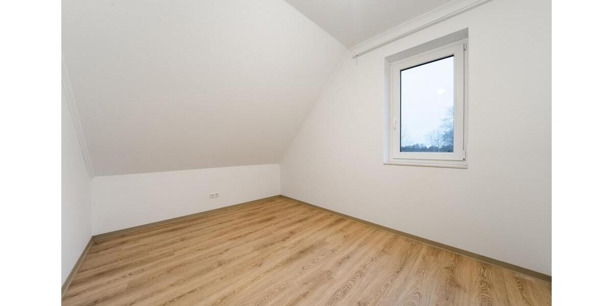 Doppelhaushälfte Hesel - 5 Zimmer, 110 m&sup2;, 1.250&euro; | Angebot:25909209
