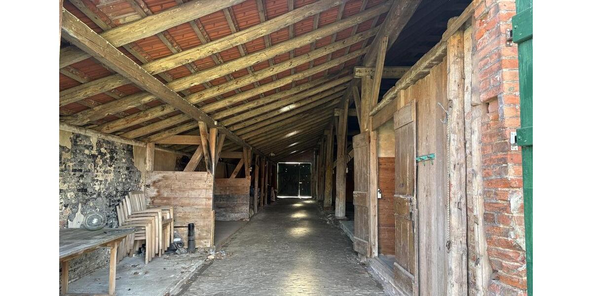 Mehrfamilienhaus, Wohnhaus Hage - 20 Zimmer, 550 m&sup2;, 950&euro; | Angebot:26704052