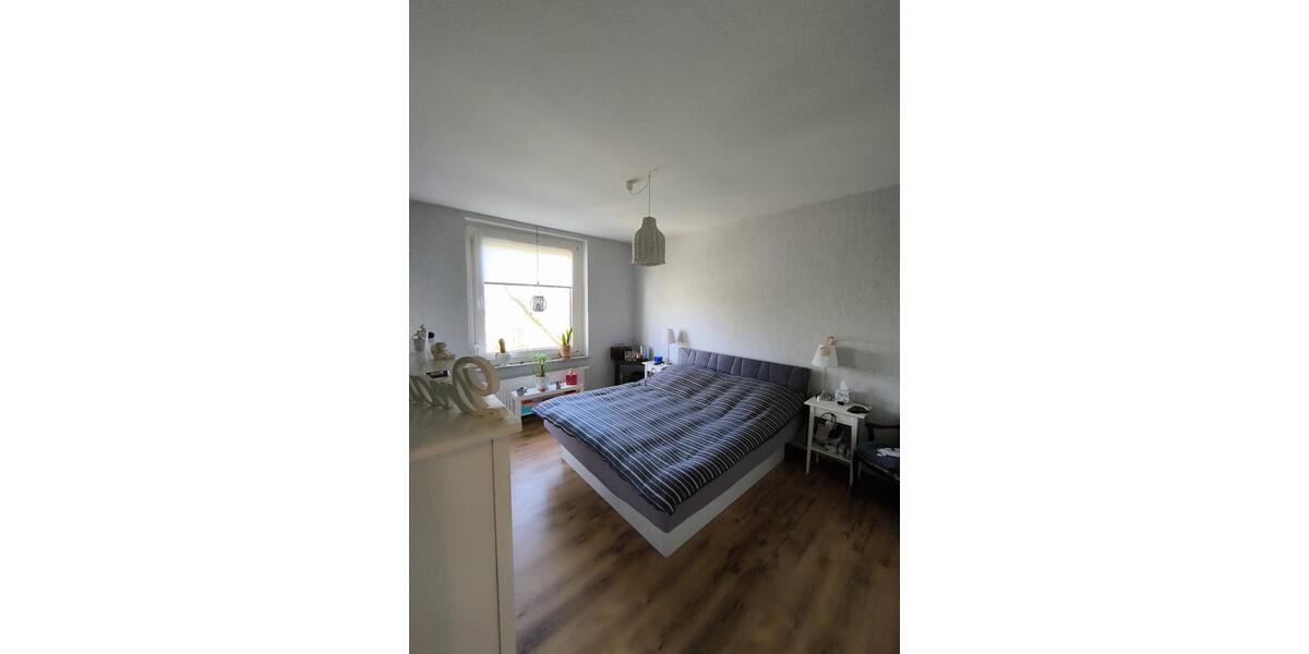 Etagenwohnung Emden Tholenswehr - 3 Zimmer, 108 m&sup2;, 810&euro; | Angebot:25375273