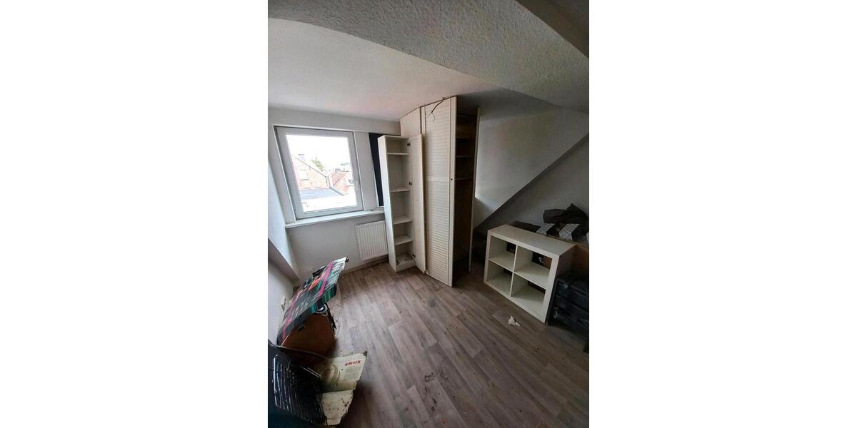 Dachgeschoßwohnung Emden Tholenswehr - 2 Zimmer, 65 m&sup2;, 488&euro; | Angebot:26663747
