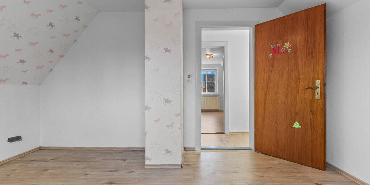 Einfamilienhaus Krummhörn Uttum - 5 Zimmer, 100 m&sup2;, 195.000&euro; | Angebot:25957188