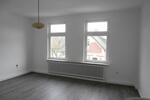 Altbau-Oberwohnung (ohne Schrägen)-neu renoviert - in Norden - Etagenwohnung Norden | Angebot:25368130