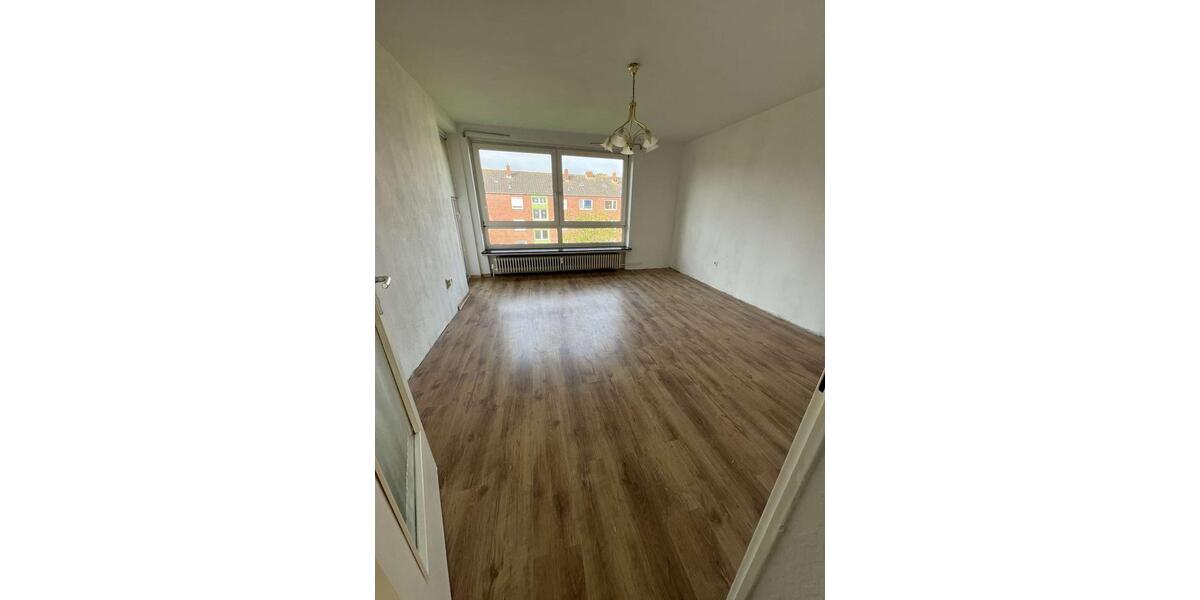 Etagenwohnung Emden - 3 Zimmer, 61 m&sup2;, 400&euro; | Angebot:25079787