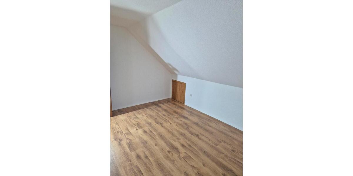 Etagenwohnung Großheide - 3 Zimmer, 75 m&sup2;, 595&euro; | Angebot:26002131