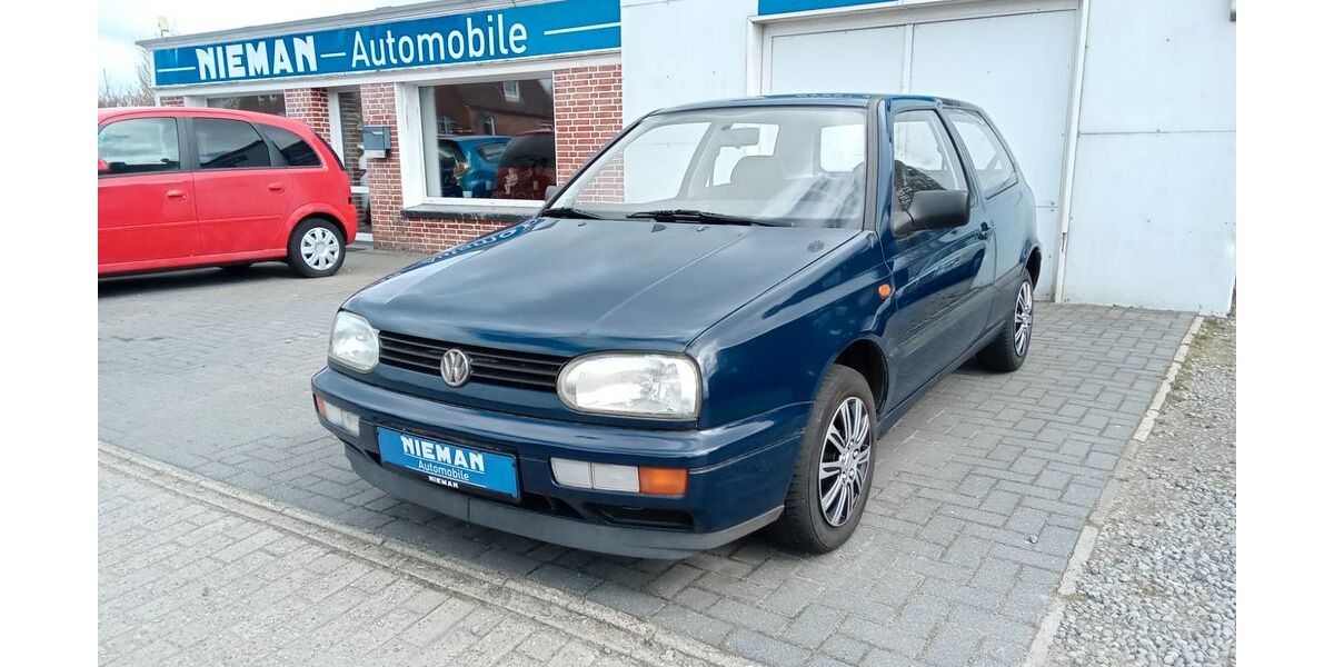 VW Golf 124.000 km 2.880 &euro; Emden 26721