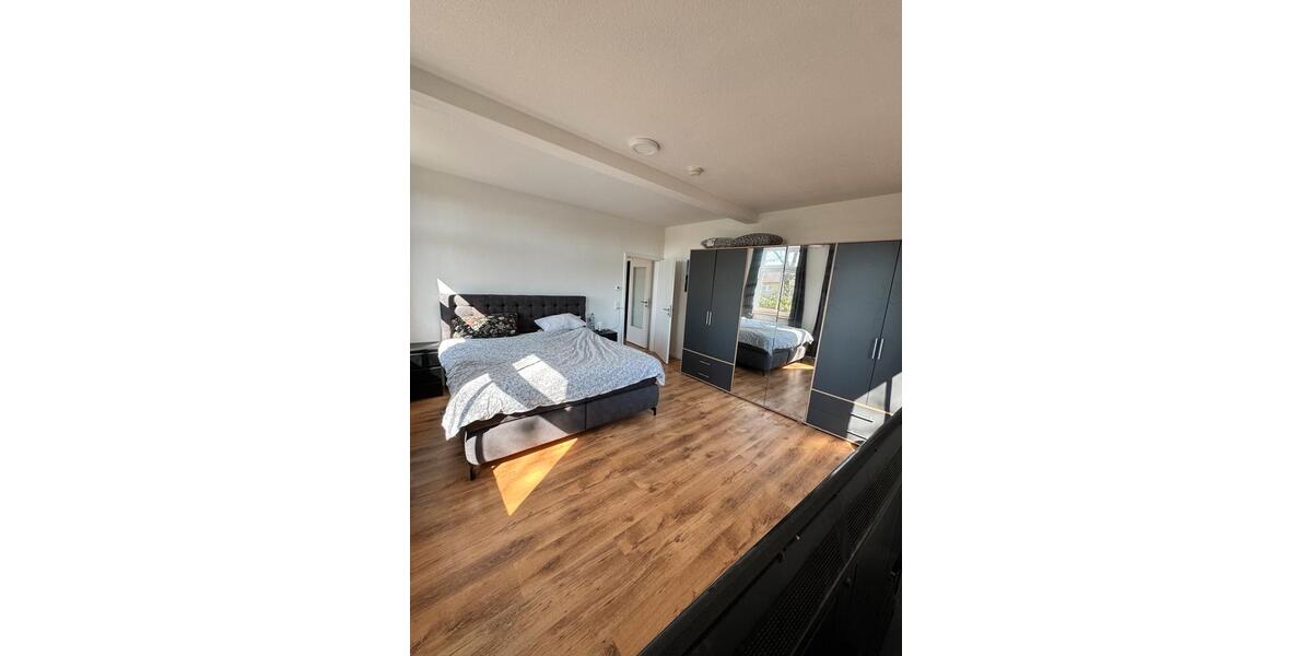 Erdgeschoßwohnung Ihlow - 3 Zimmer, 90 m&sup2;, 720&euro; | Angebot:26632951