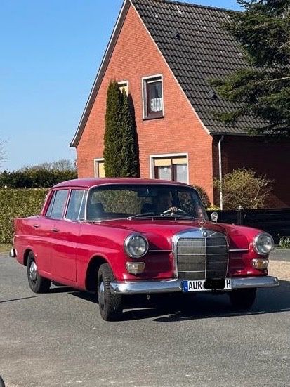 Mercedes-Benz 200 140.000 km 7.900 &euro; Aurich 26603