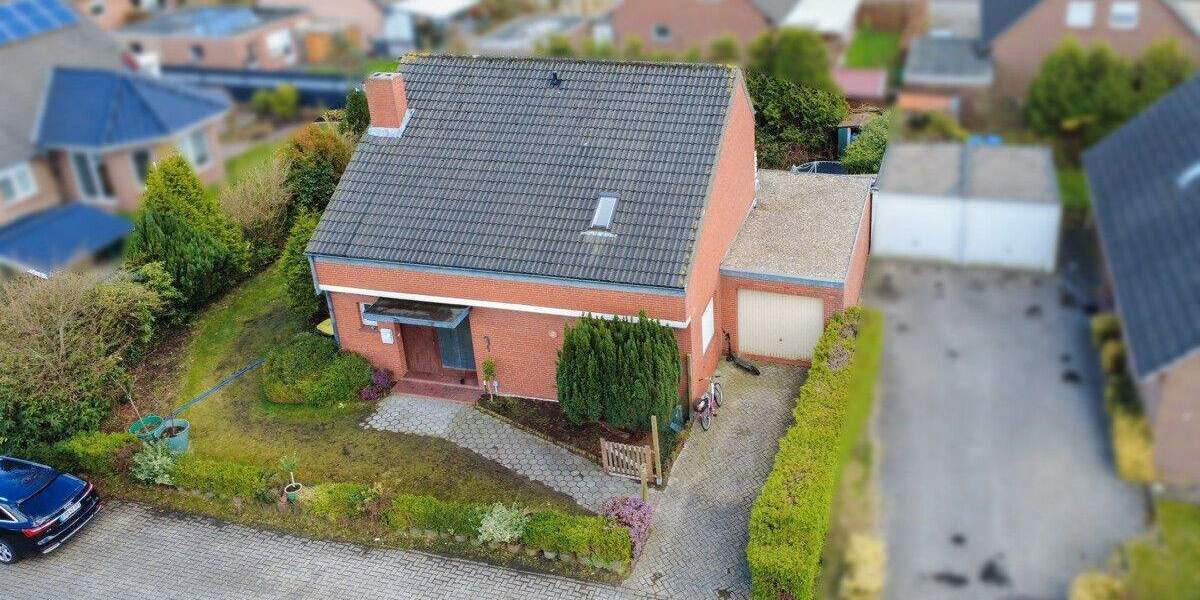 Einfamilienhaus Aurich Innenstadt - 4 Zimmer, 104 m&sup2;, 187.000&euro; | Angebot:25776324