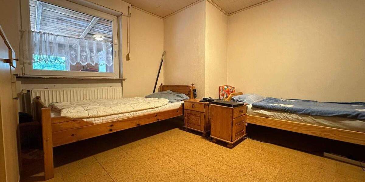 Mehrfamilienhaus, Wohnhaus Weener Stapelmoor - 5 Zimmer, 170 m&sup2;, 225.000&euro; | Angebot:25836701