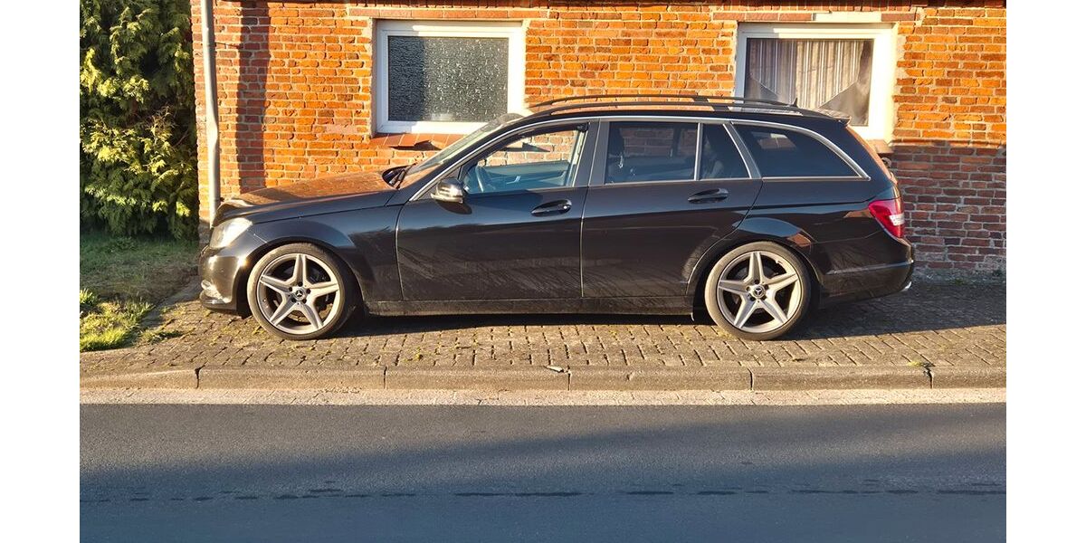 Mercedes-Benz C 220 320.000 km 6.500 &euro; Weener 26826