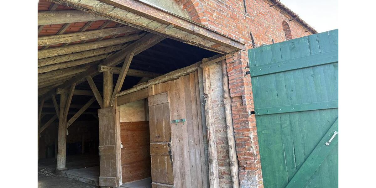 Mehrfamilienhaus, Wohnhaus Hage - 20 Zimmer, 550 m&sup2;, 950&euro; | Angebot:26704052