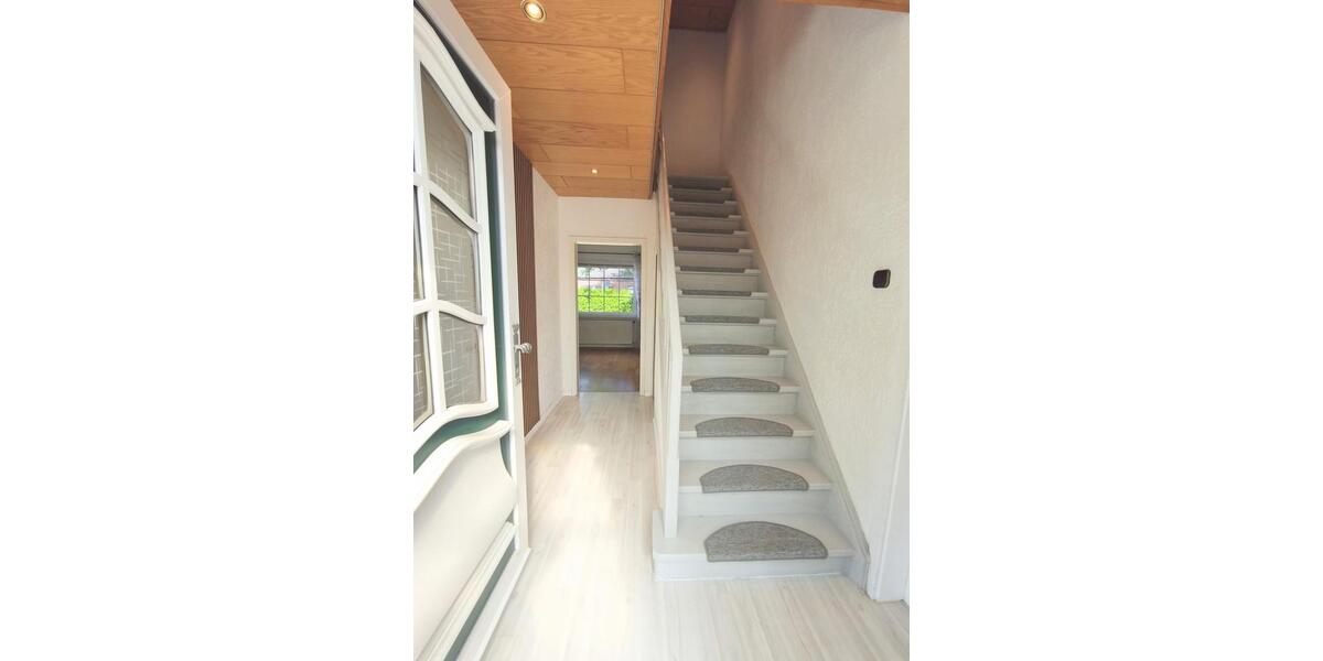 Mehrfamilienhaus, Wohnhaus Krummhörn - 7 Zimmer, 160 m&sup2;, 269.000&euro; | Angebot:26957625