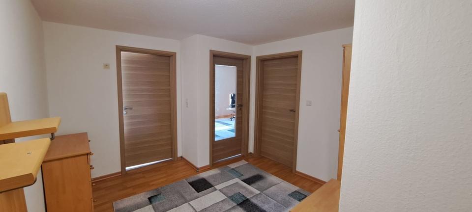 Dachgeschoßwohnung Westerholt - 2 Zimmer, 70 m&sup2;, 600&euro; | Angebot:25932088